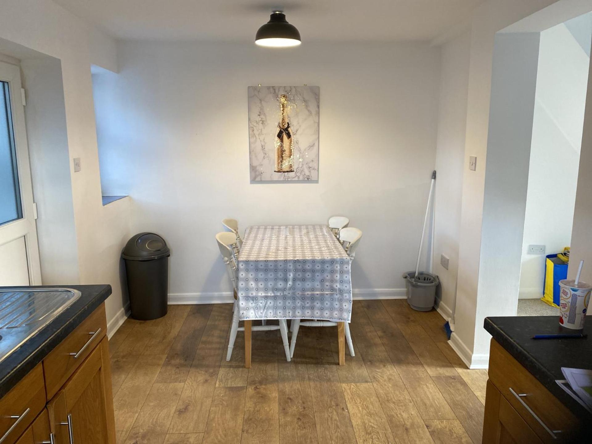 Charming 3 Bedroom Flint Cottage 莱肯希思 外观 照片